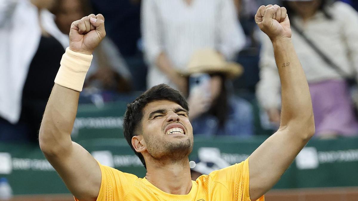 Alcaraz realizează o remontadă incredibilă la Indian Wells