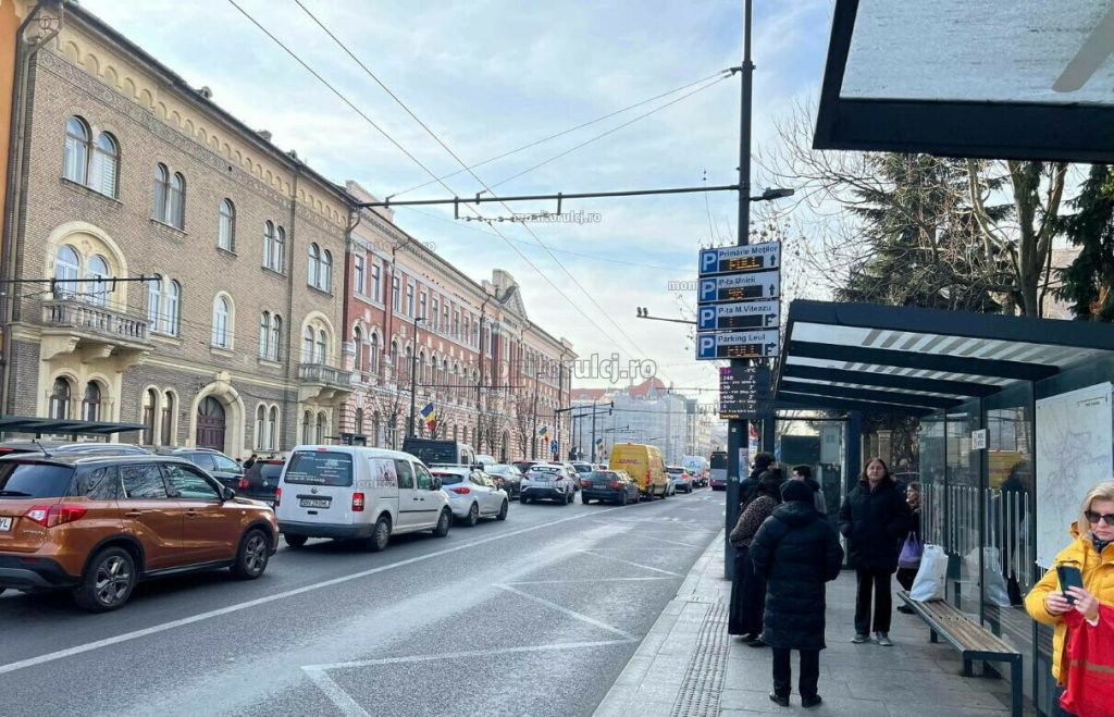 Vreme răcoroasă cu vânt și nori, prognoza meteo pentru Cluj