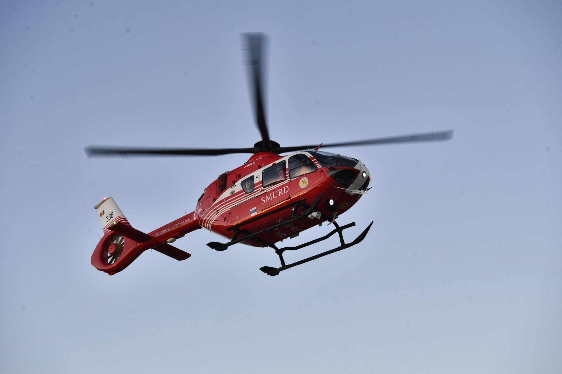 Un bărbat de 58 de ani, atacat de un urs în pădurea dintre localitățile Torba și Abud, a fost salvat de echipele de intervenție ale ISU Mureș