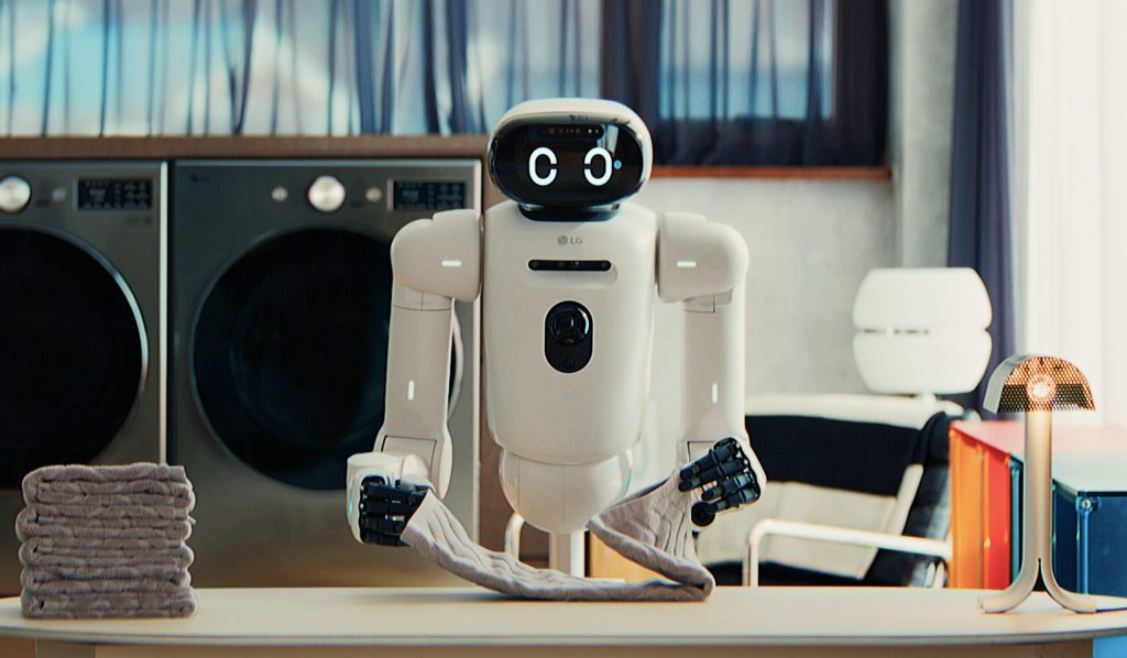 Robotica întâmpină o frontieră surprinzătoare în încercarea de a automatiza una dintre cele mai simple, dar în același timp, complexe activități din viața de zi cu zi: plierea hainelor