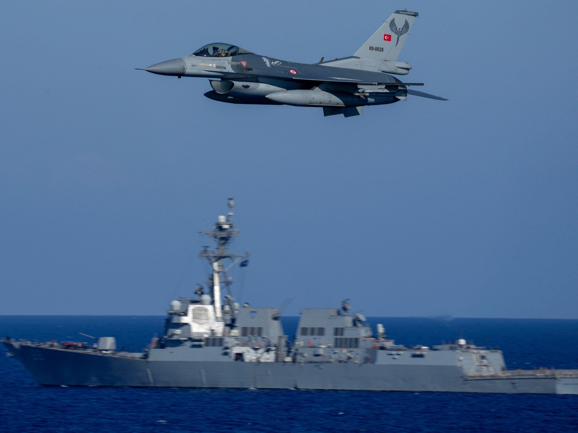 Racheta balistică iraniană interceptată de NATO în apropierea spațiului aerian al Turciei Turcia anunță că o rachetă balistică, lansată din Iran și care a trecut peste Irak și Siria, a fost doborâtă de sistemele NATO înainte de a ajunge în spațiul aerian turcesc