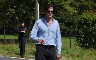 INFO RTL - Héritage d'Alain Delon : Alain Fabien suspend sa demande d'annulation du testament de son père devant la justice française