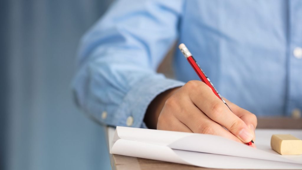 Rezultatele simulării Evaluării Naționale 2026 pentru elevii de clasa a VIII-a vor fi afișate luni, 30 martie, după finalizarea riguroasei procesări a lucrărilor