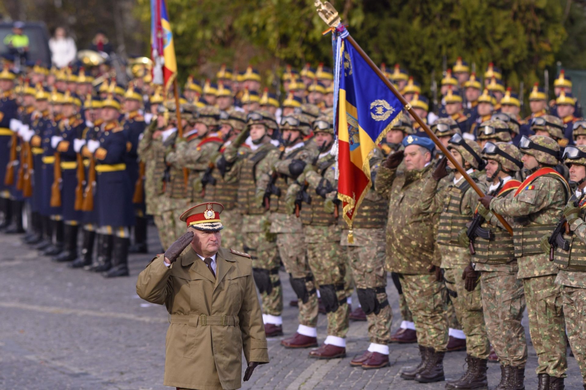 Armata Română face pași importanți spre atragerea unui număr mai mare de civili în rândurile sale, deschizând oficial înscrierile pentru programele de învățământ postliceal militar și recrutarea pentru funcții civile și militare