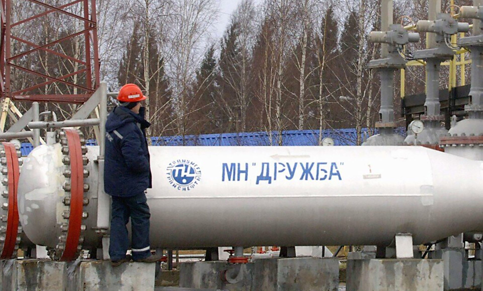 UE analizează amânarea interzicerii petrolului rusesc din cauza războiului din Iran și creșterii prețurilor carburanților