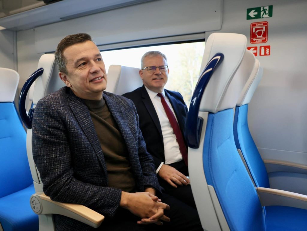 Sorin Grindeanu, liderul PSD, se află joi la Bruxelles pentru discuții cruciale pe scena europeană, într-un context politic tensionat legat de deciziile recente ale guvernului român