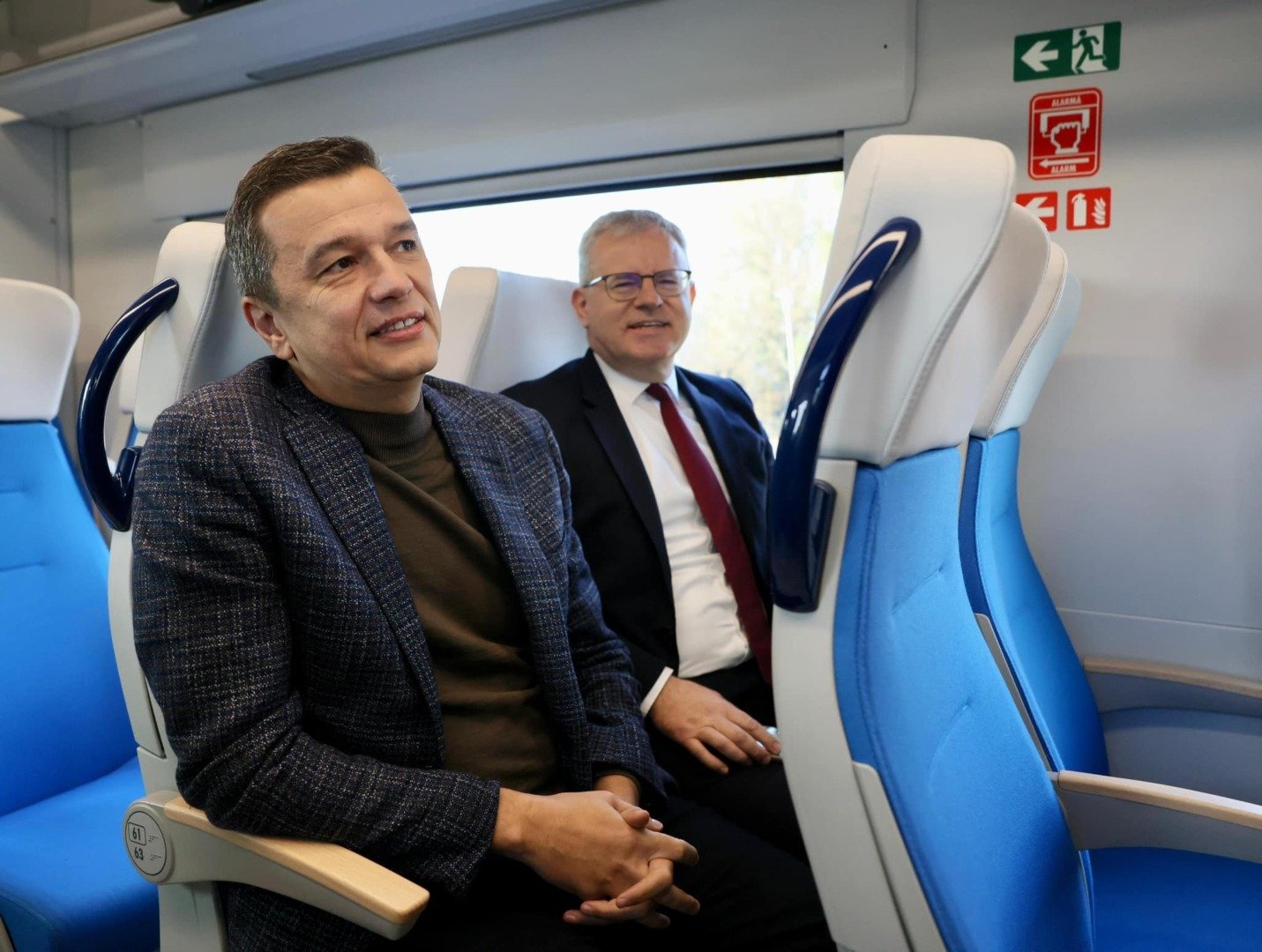 Sorin Grindeanu, liderul PSD, se află joi la Bruxelles pentru discuții cruciale pe scena europeană, într-un context politic tensionat legat de deciziile recente ale guvernului român