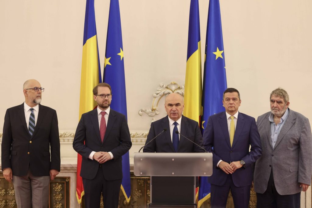 Lupta pentru integritate în USR și semnele de tensiune în alianțe Președintele Uniunii Salvați România (USR), Dominic Fritz, a lansat acuzații dure la adresa Partidului Social Democrat, afirmând că social-democrații dau semne clare de inconsecvență politică