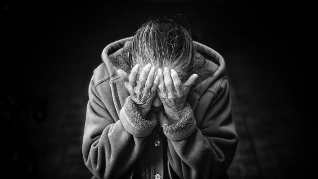 Bacterii pot contribui la pierderea memoriei la bătrâneți