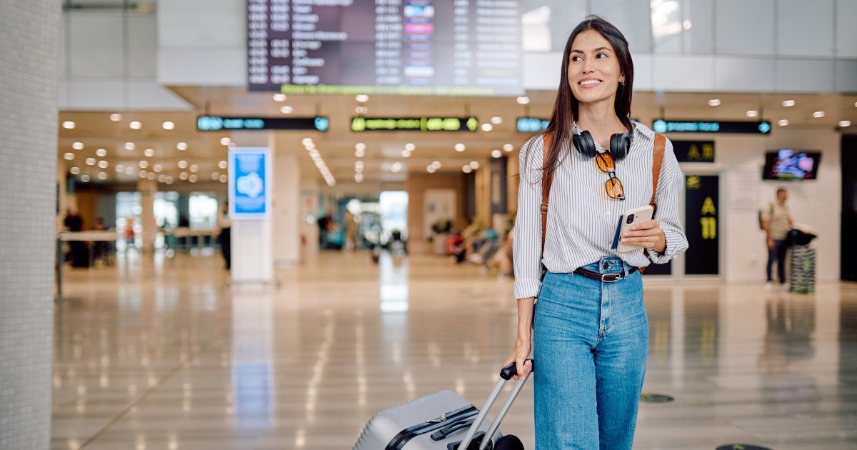 Parlamentul European a adoptat joi o serie de noi norme menite să întărească protecția consumatorilor în sectorul turistic, un răspuns clar la problemele apărute în urma crizei COVID-19 și a falimentelor care au zguduit industria turistică europeană în ultimii ani