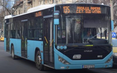 Transportul în București suferă modificări temporare pentru a face loc lucrărilor de infrastructură Începând cu 1 aprilie 2026, rețeaua de transport în comun a Bucureștiului va suferi schimbări importante, în special pentru autobuzele de pe linia 135