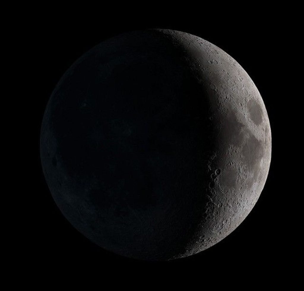 Cercetători britanici clarifică istoria câmpului magnetic al Lunii, dezvăluind perioade neanticipate de magnetism extrem de puternic O controversă de decenii în domeniul studiilor lunare s-a încheiat recent, odată cu un studiu realizat de cercetători de la Departamentul de Științe ale Pământului din cadrul Universității din Oxford