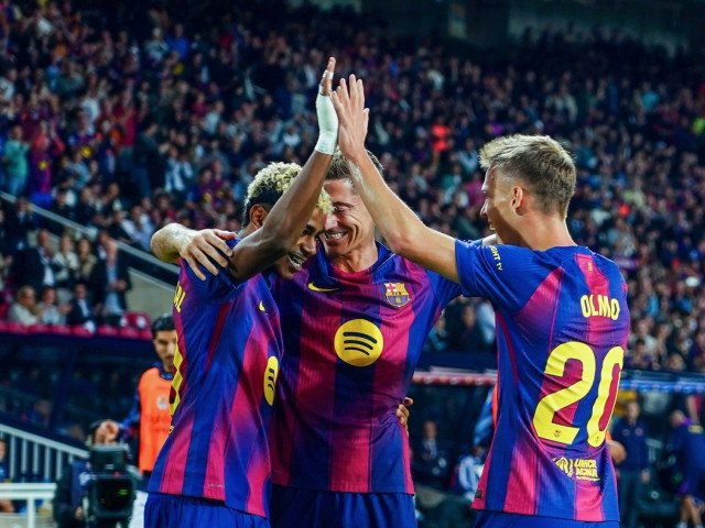 Barcelona îl vinde, saudiții intervin, fotbalistul răspunde
