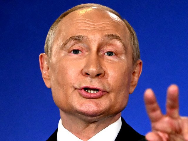 Președintele Rusiei, Vladimir Putin, a transmis recent o felicitare specială către tânărul sportiv paralimpic Alexei Bugaev, odată cu realizarea sa remarcabilă la Jocurile Paralimpice de iarnă de la Milano-Cortina