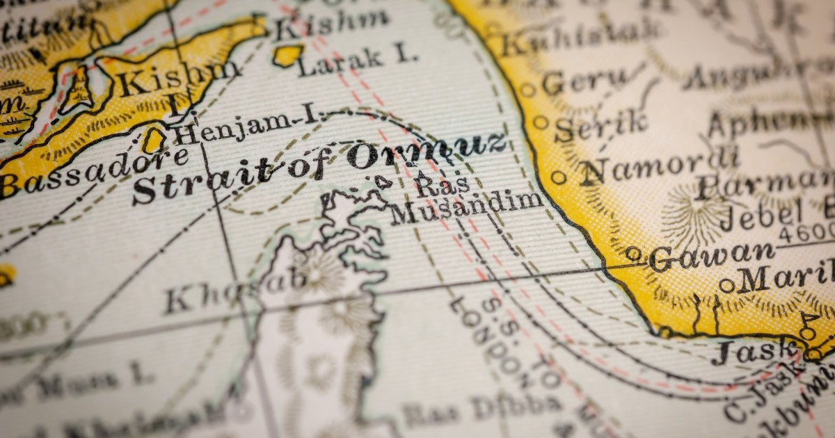 Strâmtoarea Ormuz, o zonă periculoasă și disputată, devine nucleul unei crize globale în plină escaladare Tensiunile din pielea insulei strategice Ormuz ating cote maximale, în contextul în care Marea Persică devine scena unor conflicte din ce în ce mai intense
