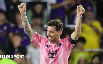 Lionel Messi celebrates