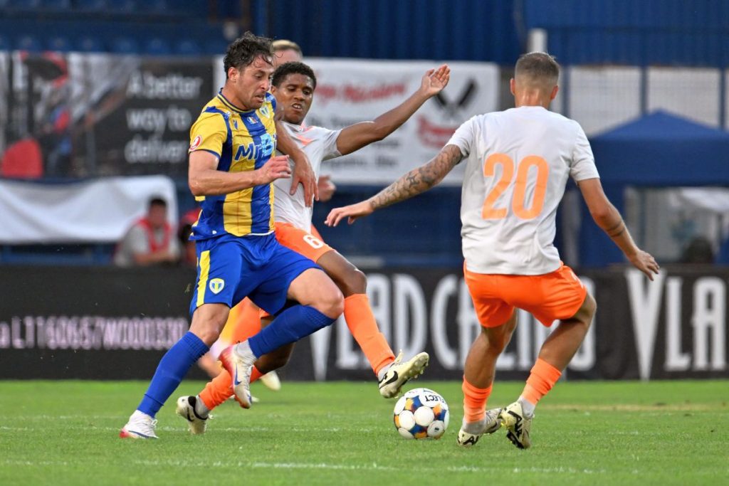 Final în Metaloglobus - Petrolul » Încă un rezultat imens reușit de ultima clasată