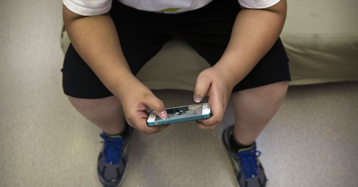 Criza globală a obezității infantile se accelerează periculos, avertizează un raport recent care previzionează că, dacă nu se vor implementa măsuri eficiente, numărul copiilor afectați ar putea depăși 220 de milioane până în anul 2040