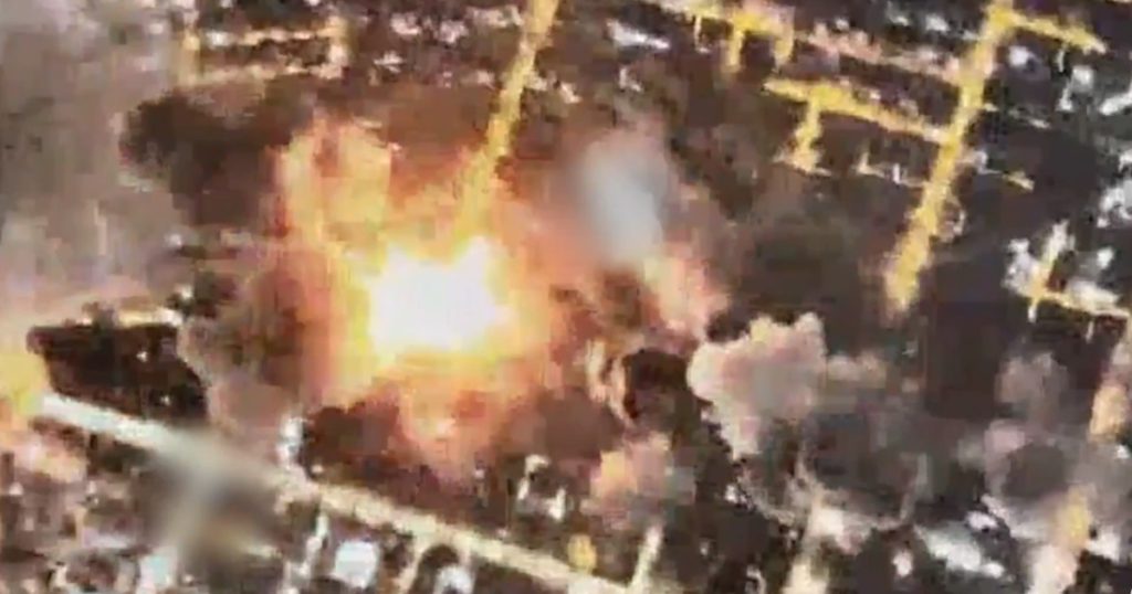 Armata israeliană a făcut publice vineri primele imagini din timpul bombardamentului asupra unui buncăr subteran din Teheran, despre care spune că adăpostea conducerea supremă a Iranului, inclusiv ayatollahul Ali Khamenei