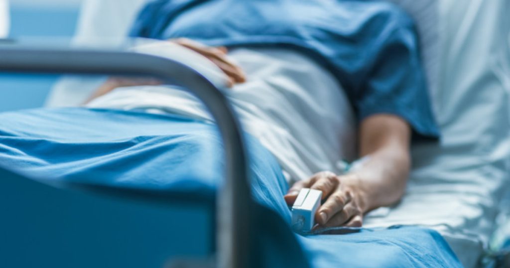 Patru decese din cauza infecțiilor nosocomiale la Spitalul Piatra Neamț, manager: „Dezinfecția nu se face cum trebuie”