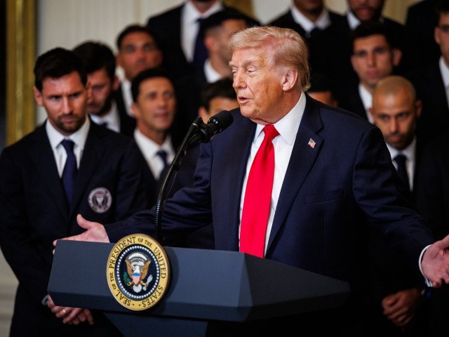 Iranienii l-au sunat pe Donald Trump pentru a-i cere să semneze un acord de pace, o solicitare surprinzătoare având în vedere istoria tensionată dintre Washington și Teheran