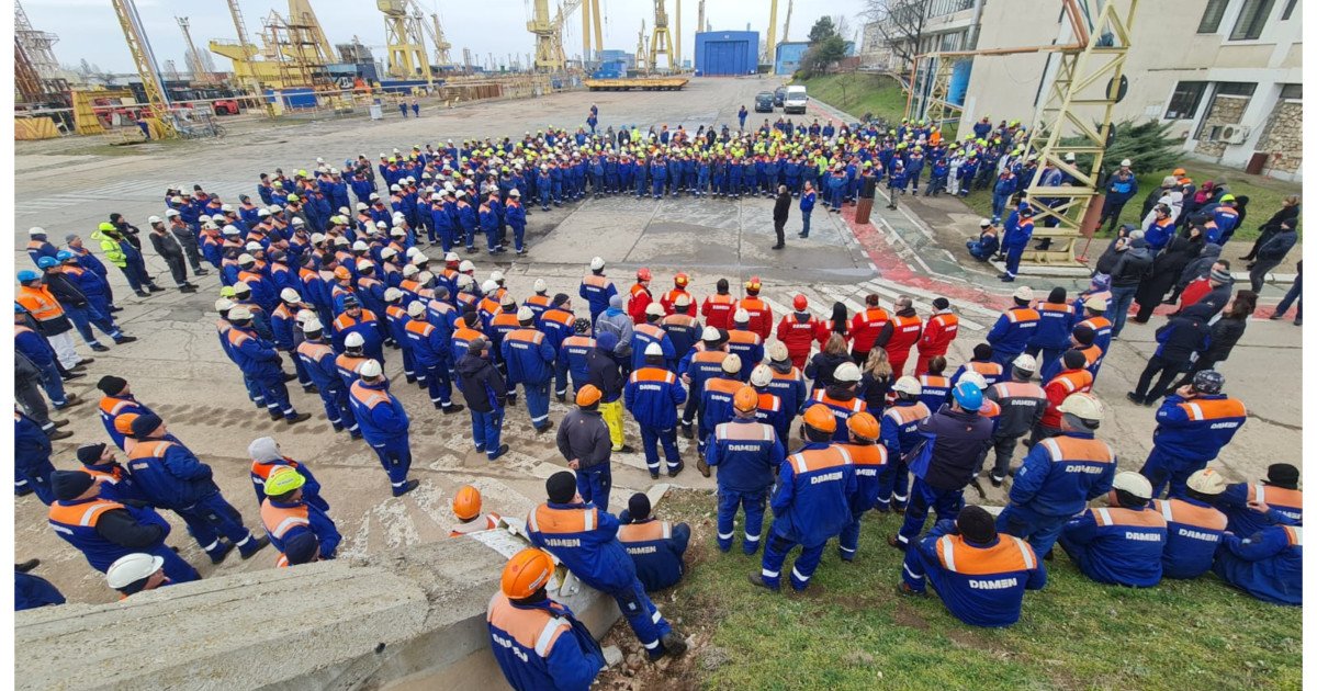 Schimbare de paradigmă pentru Șantierul Naval Mangalia: procedura de faliment pe cale să fie declanșată După mai bine de trei decenii de activitate, Șantierul Naval Mangalia se află în pragul unei crize de amploare, destinată să schimbe radical peisajul industrial și social din sudul țării