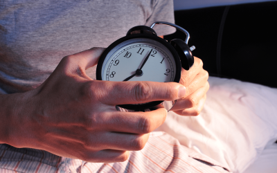 Ora de vară 2026. Noaptea când dăm ceasurile înainte și dormim mai puțin