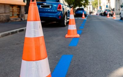Primăria Capitalei ia în considerare eliminarea facilității de parcare gratuită pentru autoturismele electrice și hibride, o măsură introdusă în urmă cu aproape un deceniu cu scopul de a încuraja trecerea spre mobilitatea electrică