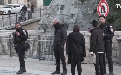 Atmosfera de sărbătoare devine tot mai apăsătoare în Ierusalim, unde restricțiile de securitate impuse de autoritățile israeliene transformă celebrarea Paștelui într-un moment de incertitudine și frică