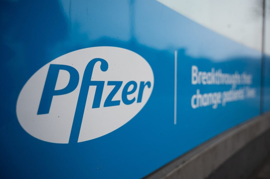 România, Polonia și Ungaria, în dispută cu Pfizer pentru miliarde de euro din contractele de vaccinuri anti-COVID