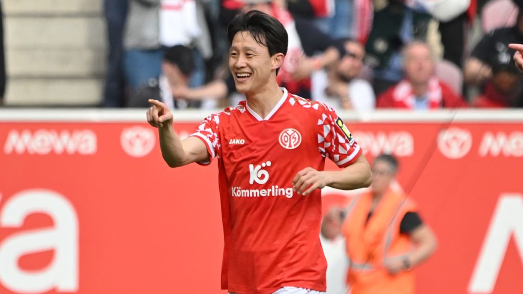 So sehen Sie Fußball heute live im Free-TV: Mit Stuttgart, Freiburg & Mainz | Fußball