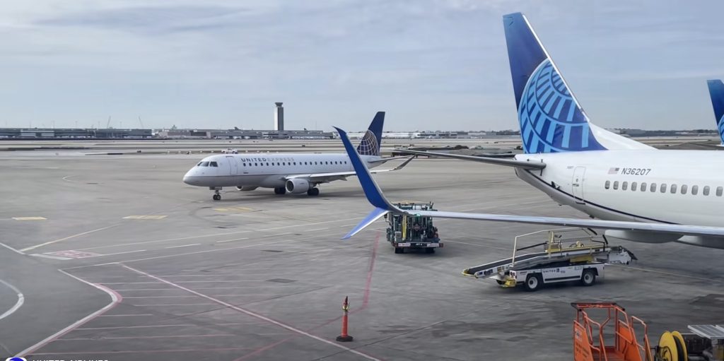 Creșterea prețurilor pentru biletele de avion devine inevitabilă: compania United Airlines avertizează pasagerii despre o posibilă majorare de până la 20% Într-un moment în care industria aviatică globală se confruntă cu provocări fără precedent, United Airlines, unul dintre cei mai mari jucători pe piața aeriană americană, a emis un avertisment clar: prețurile biletelor pot suferi o creștere semnificativă, ajungând chiar până la 20%