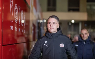 Thumbnail for article: VI Live: PSV heeft nog geen antwoord op openingsgoal Linssen