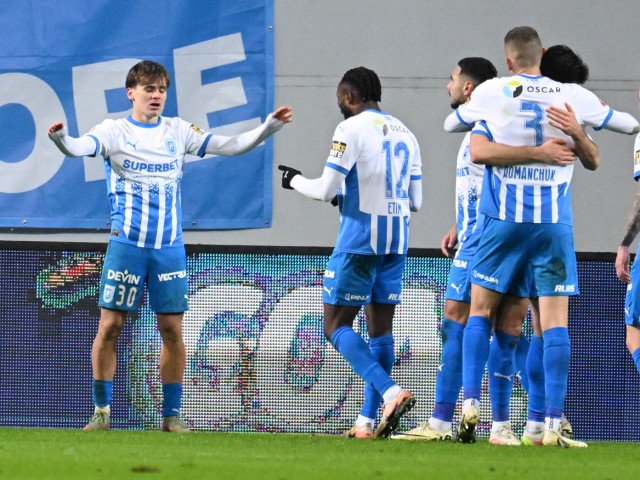 Universitatea Craiova face spectacol în Cupa României, obținând o victorie categorică în fața unei formații din liga secundă Universitatea Craiova a început cu dreptul parcursul din Cupa României, impunându-se clar în confruntarea cu o echipă de Liga 2