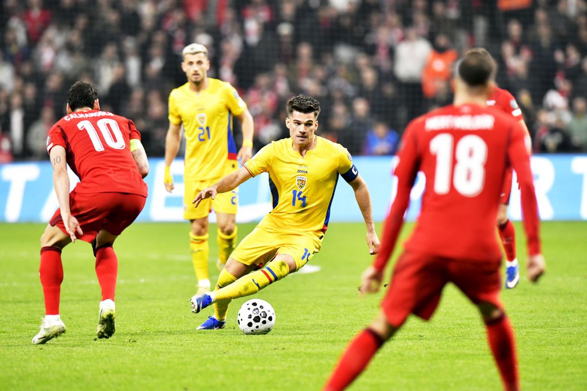Fotbal amical cu schimbări surprinzătoare la Bratislava: România poate efectua până la 8 înlocuiri, UEFA a aprobat această flexibilitate Meciul amical dintre Slovacia și România, programat pentru marți, 31 martie, de la ora 21:45, promite să fie diferit față de meciurile obișnuite, cel puțin din punctul de vedere al strategiei de înlocuire a jucătorilor