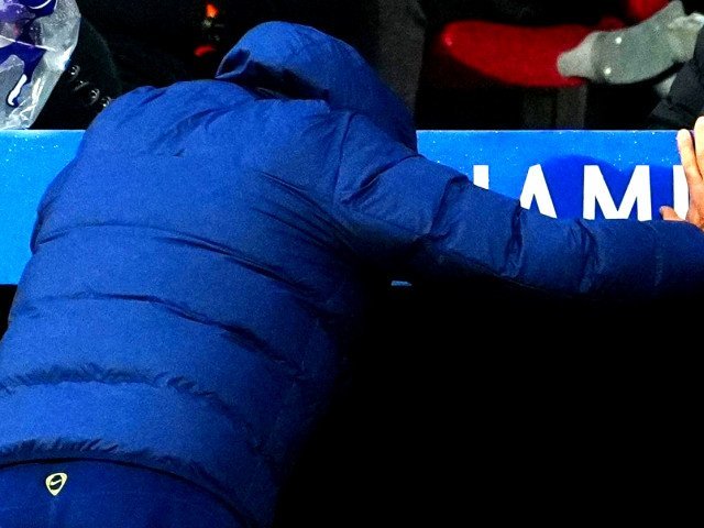 Vineri, FC Barcelona a atins cel mai scăzut punct din recentele sale experiențe în competițiile europene, după o înfrângere umilitoare în Champions League, care a consolidat poziția lui Xavi Hernandez ca unul dintre cei mai puțin de succes antrenori din istoria clubului catalan