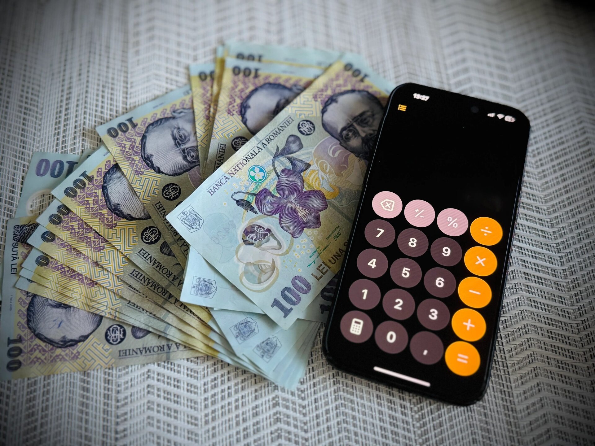 Fondul Național de Garantare a Creditelor pentru Întreprinderile Mici și Mijlocii (FNGCIMM) a făcut un pas important pentru susținerea antreprenorilor români, anunțând joi lansarea unui nou produs de garantare destinat să accelereze accesul la finanțare bancară