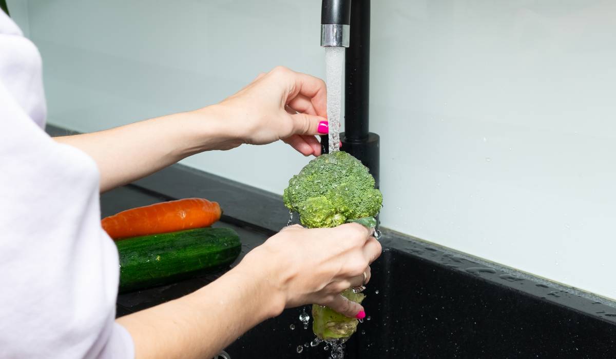 Leguma cu peste 2000 de ani de istorie: între mit și superaliment Broccoli este o legumă ce adesea polarizează opiniile și gusturile, fiind considerată pasul de început al sănătății în multe diete moderne