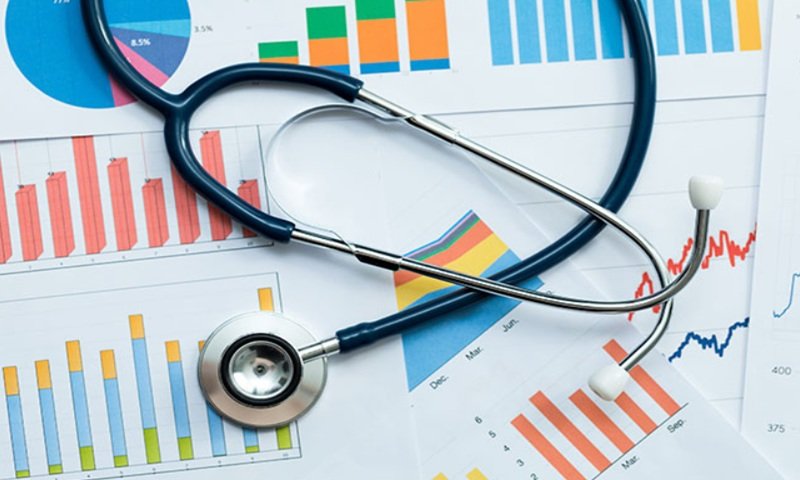 România se confruntă cu o criză profundă în sistemul său de sănătate, nu doar din cauza subfinanțării, ci mai ales a modului în care sunt alocate resursele