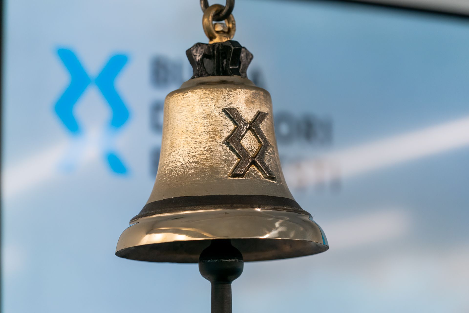 Bursa de Valori București înregistrează o nouă sesiune marcată de scăderi importante, indicele BET, reperul principal al pieței locale, înregistrând o depreciere de 1,73%, până la 27.627,12 puncte