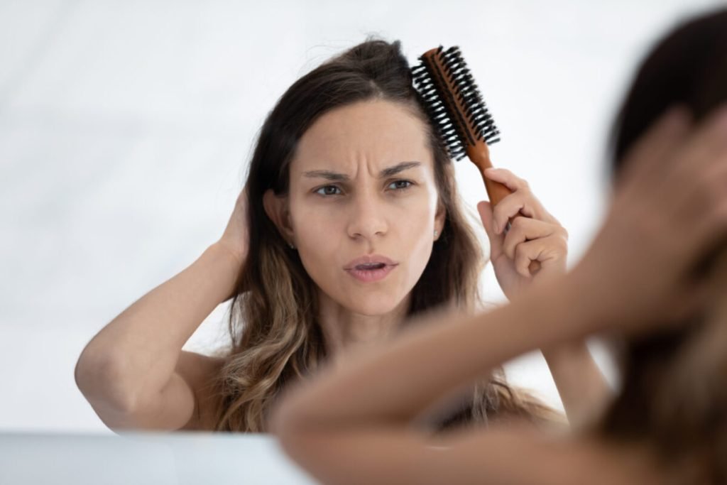 Carențele nutriționale – cel mai adesea ignorate, dar extrem de periculoase pentru sănătate În fiecare zi, mulți dintre noi trecem prin viață fără să bănuim cum anumite simptome pot fi semne ale unor deficiențe grave de vitamine și minerale