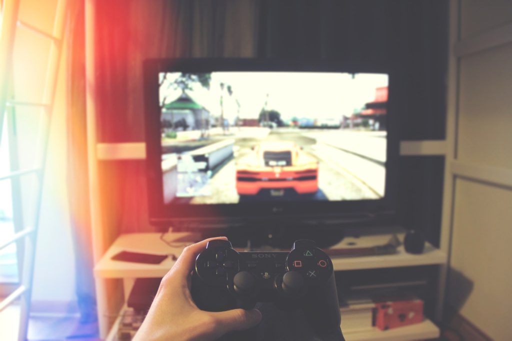 Sony majorează prețurile pentru PlayStation 5 din cauza crizei economice globale Sony a anunțat oficial o creștere a prețurilor pentru consola PlayStation 5, o decizie care a stârnit valuri de reacții în rândul pasionaților de gaming și al industriei tech