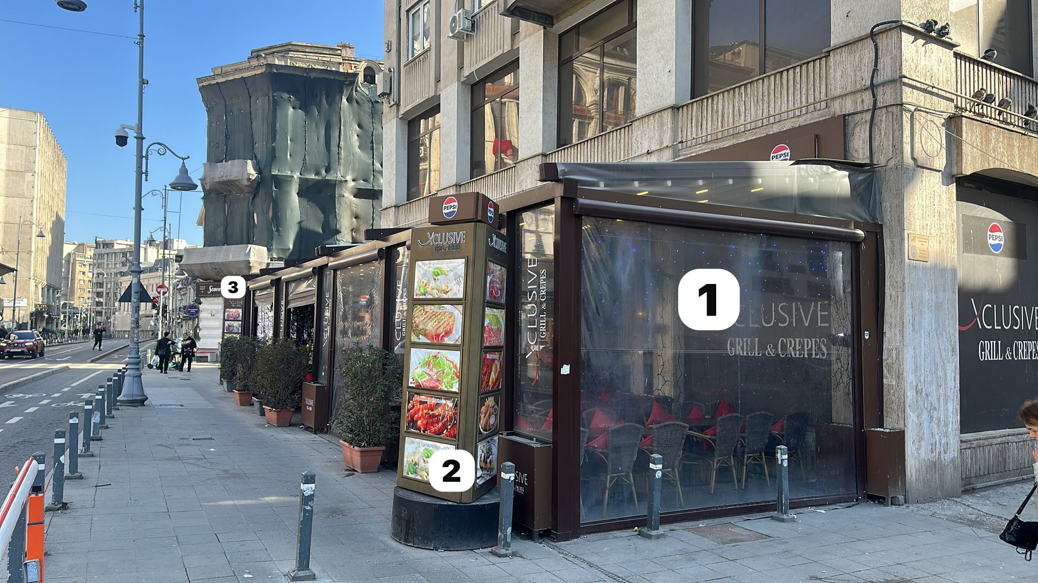 Primăria Capitalei intensifică controlul asupra construcțiilor ilegale din centrul Bucureștiului Autoritățile locale din București și-au intensificat demersurile pentru combaterea construcțiilor ilegale din centrul orașului, acțiune anunțată recent de primarul Ciprian Ciucu