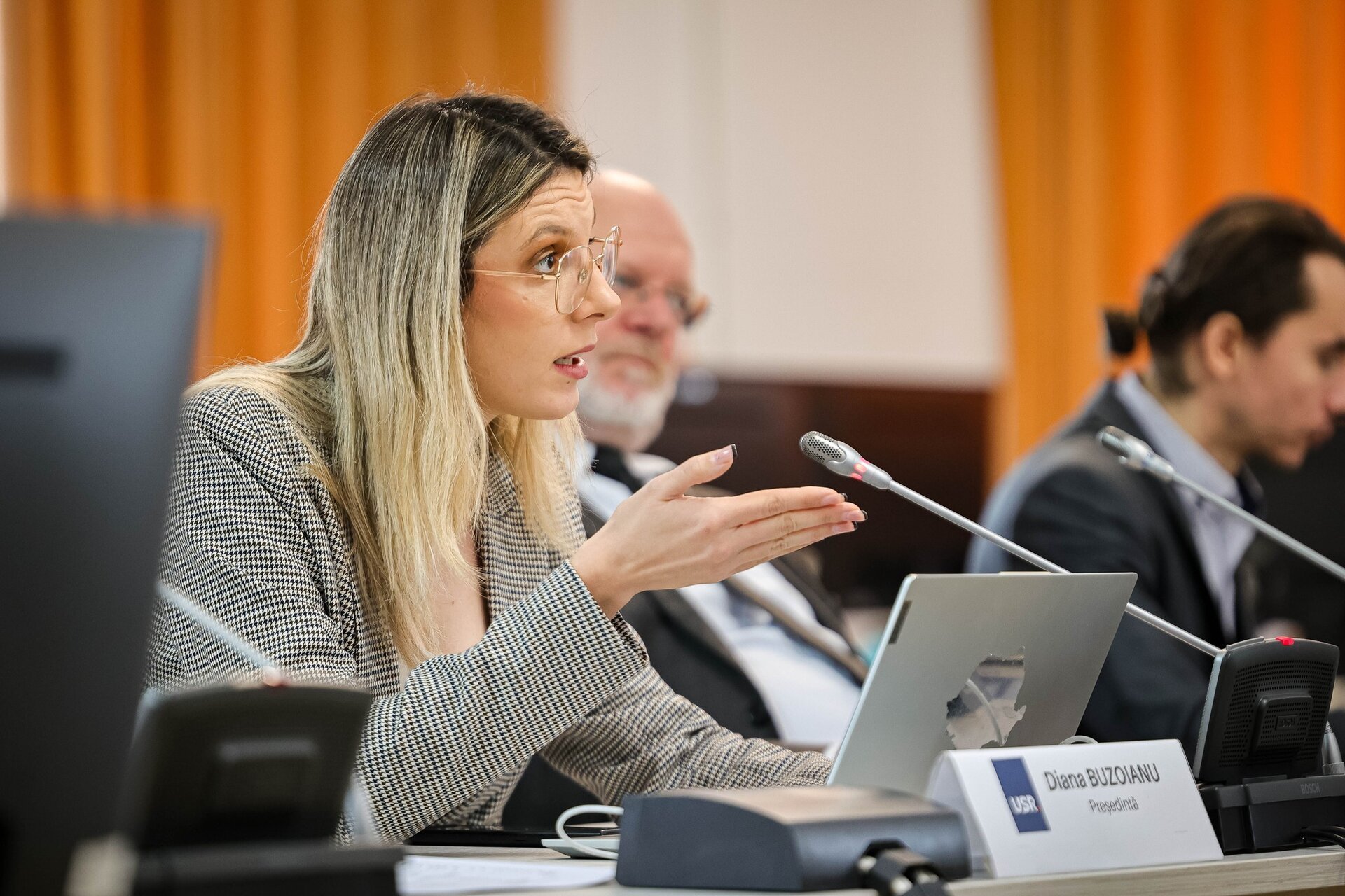 Ministerul Mediului își repoziționează bugetul pentru 2023, orientându-se spre proiecte și investiții cu impact pe termen lung, majoritatea fiind susținute din fonduri europene și bani proveniți din Planul Național de Redresare și Reziliență (PNRR)