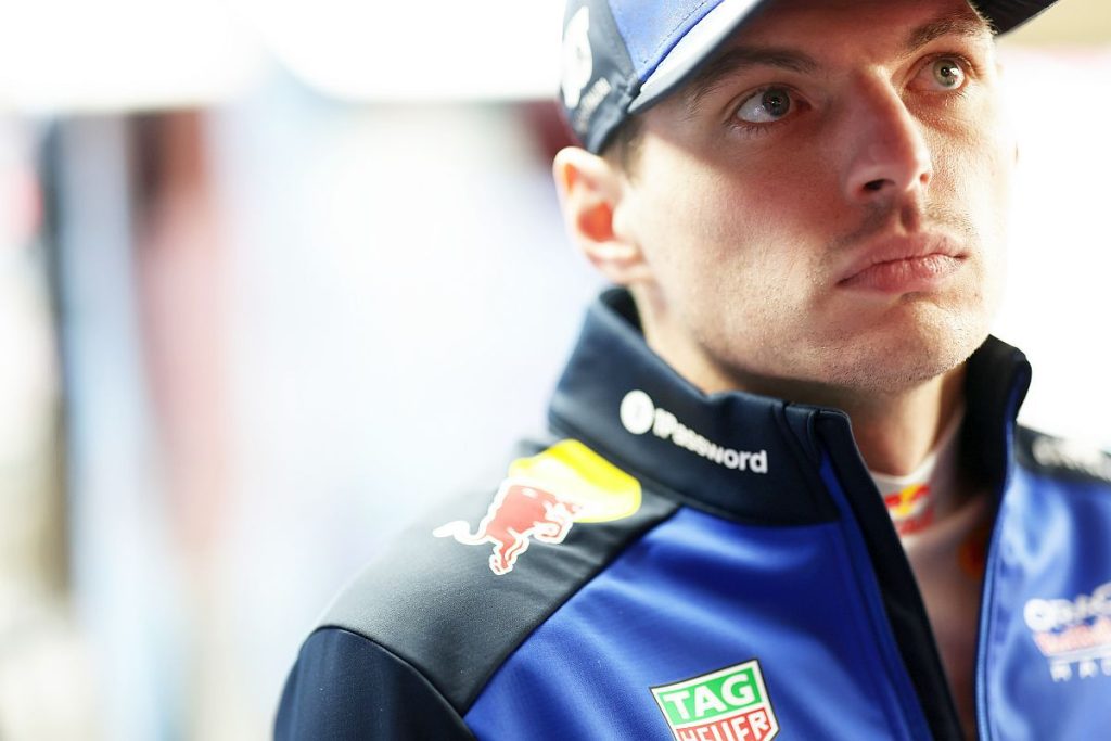 Max Verstappen a avut parte de o cursă de coșmar în China, nereușind să obțină niciun punct în procesul de calificare și până la finalul cursei sprint