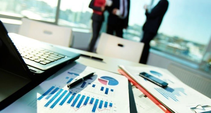 Ministerul Finanțelor alocă 650 milioane lei pentru susținerea a peste 6.200 de transportatori afectați de creșterea prețurilor la carburanți