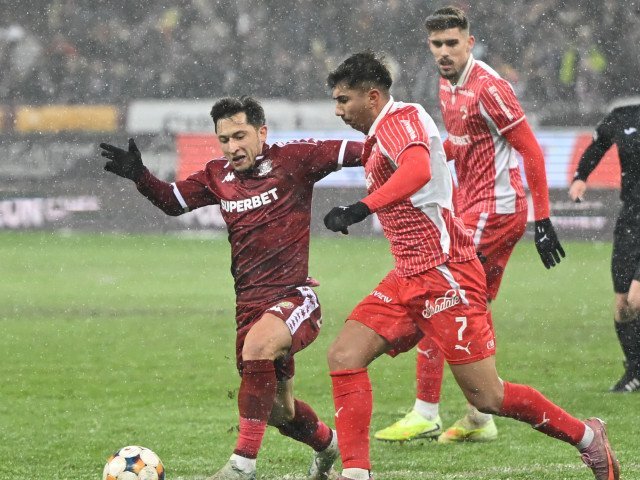 Derbi de senzație în Giulești: Dinamo și Rapid se duelează pentru prima poziție în SuperLigă Un meci crucial programat pentru această seară adaugă o nouă filă în rivalitatea eternă dintre Dinamo și Rapid, două dintre cele mai iubite și tradiționale formații din fotbalul românesc