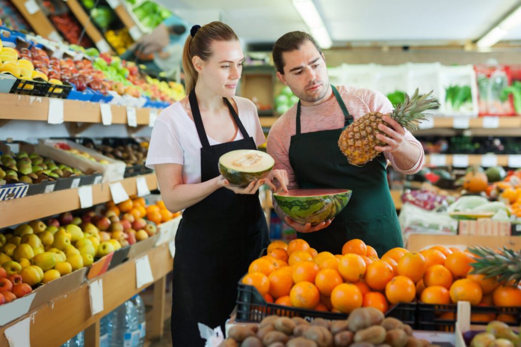 Fructele proaspete reprezintă o componentă esencială a unei alimentații sănătoase, însă modul în care alegem să le consumăm poate avea impact nu doar asupra gustului, ci și asupra sănătății noastre