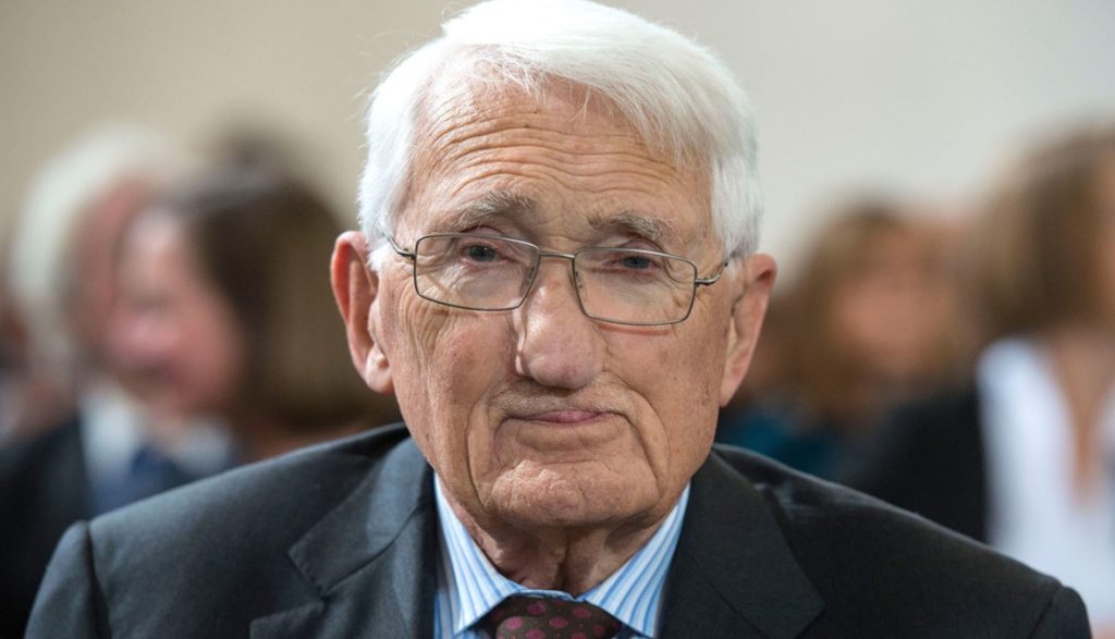 Filozoful și sociologul german Jürgen Habermas, unul dintre cei mai influenți gânditori ai secolului XX, a încetat din viață la vârsta de 96 de ani într-un moment în care contribuțiile sale continuă să fie relevante pentru dezbaterile filosofice, sociale și politice contemporane