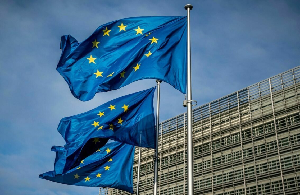 UE deschide noi centre EUROPE DIRECT în România